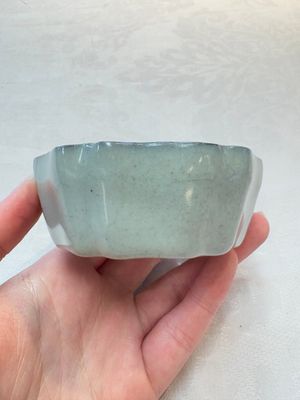A Chinese guan-type flower-shaped brush washer, Song or later — 照片 1
