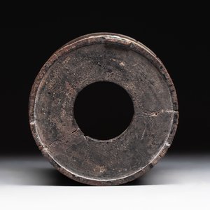 A Chinese hardstone, mother-of-pearl and silver embellished zitan bitong, Chongzhen mark, 17/18th C. — foto 6