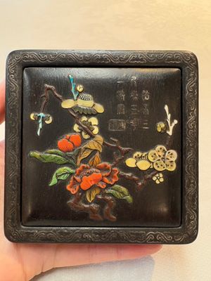 A Chinese hardstone, mother-of-pearl and silver embellished zitan box, Zhou Zhi 周製 mark, 18th C. — photo 1