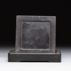 A Chinese hardstone, mother-of-pearl and silver embellished zitan box, Zhou Zhi 周製 mark, 18th C. — photo 5