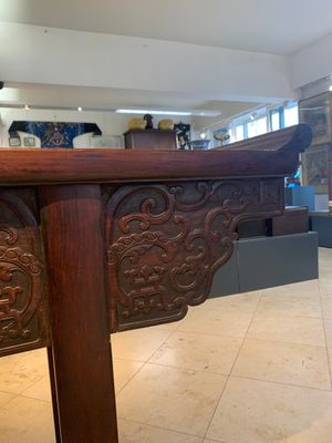 A Chinese hardwood recessed-leg altar table, 'qiaotouan', 19/20th C. — photo 17