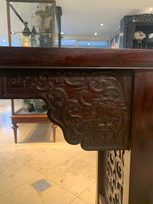 A Chinese hardwood recessed-leg altar table, 'qiaotouan', 19/20th C. — photo 7