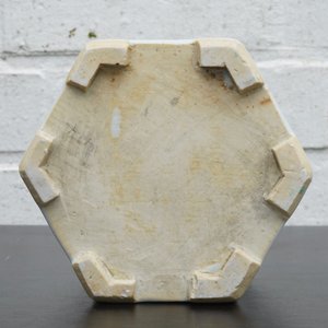 A Chinese hexagonal famille rose brush pot, Yongzheng, 1723-1735 — 照片 19