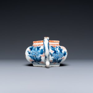 A Chinese hexagonal Imari-style teapot and cover, Kangxi — 照片 5