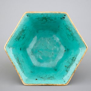 Un bol hexagonal au fond jaune, marqué Qianlong, 19ème — photo 6