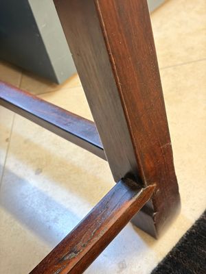 A Chinese hongmu stand and a square low table, 19th C. — photo 21