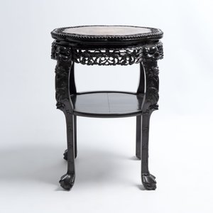 A Chinese hongmu two-tier stand with marble top, Canton 19th C. — photo 3