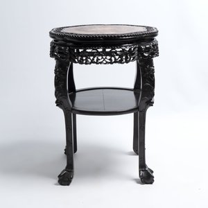 A Chinese hongmu two-tier stand with marble top, Canton 19th C. — photo 5
