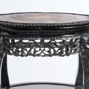 A Chinese hongmu two-tier stand with marble top, Canton 19th C. — photo 6
