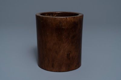 A Chinese huanghuali wood brush pot, 18/19th C.