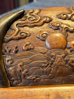 A Chinese Huanghuali wood coffin-shaped offering box and cover with mountainous landscape design, 17/18th C. — photo 26