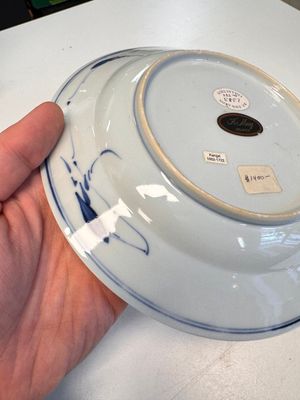 A Chinese Imari-style armorial plate with an alliance coat of arms of De Hoorn and Van den Berg for the Dutch market, Kangxi/Yongzheng — photo 11