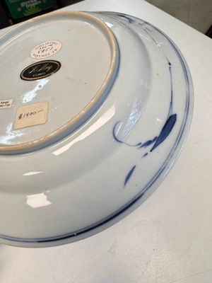 A Chinese Imari-style armorial plate with an alliance coat of arms of De Hoorn and Van den Berg for the Dutch market, Kangxi/Yongzheng — photo 10