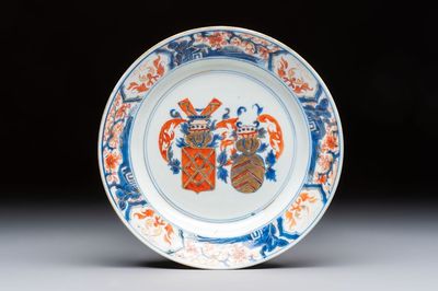 A Chinese Imari-style armorial plate with an alliance coat of arms of De Hoorn and Van den Berg for the Dutch market, Kangxi/Yongzheng