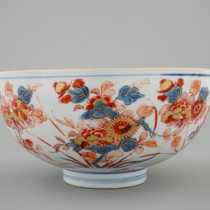 A Chinese Imari-style bowl with floral design, Kangxi — 照片 4