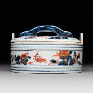 A Chinese Imari-style butter tub, a chocolate jug and a mug, Qianlong — photo 8