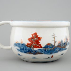 A Chinese Imari style chamber pot, Qianlong, 18th C. — 照片 3