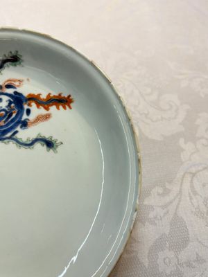 A Chinese Imari-style 'Dragon and Phoenix' plate, Kangxi — photo 8