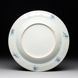A Chinese Imari-style 'Parasol Ladies' plate after Cornelis Pronk, Qianlong — photo 2