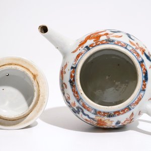 A Chinese Imari-style teapot and cover, Qianlong — 照片 5