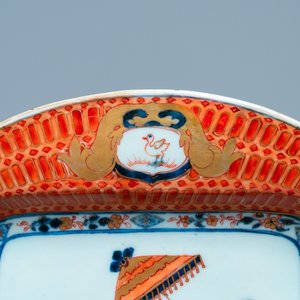 A Chinese Imari-style tray after Cornelis Pronk: 'Dames au parasol', Qianlong — photo 6
