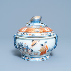 A Chinese Imari-style tureen and cover after Cornelis Pronk: 'Dames au parasol', Qianlong — 照片 1