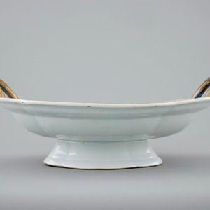 A Chinese Imari style two-handled oval dish on stand, Qianlong, 18th C. — 照片 5