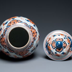 A Chinese Imari-style vase and cover, Kangxi — photo 5