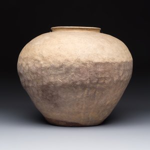 A Chinese impressed pottery jar, Warring States period or later — photo 3