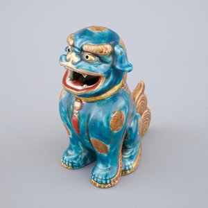 Een Chinese wierookbrander in de vorm van een hond, 18/19e eeuw — foto 1