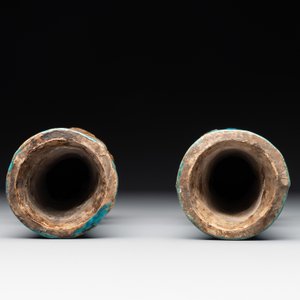 A Chinese incised white-glazed bowl and a pair of turquoise-glazed vases, Ming — photo 9