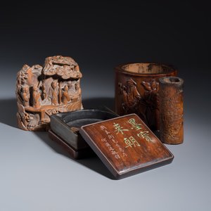 A Chinese inkstone with hongmu cover and stand, a boxwood carving, a bamboo brushpot and an incense tube — 照片 1
