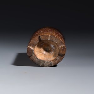 A Chinese inkstone with hongmu cover and stand, a boxwood carving, a bamboo brushpot and an incense tube — 照片 21