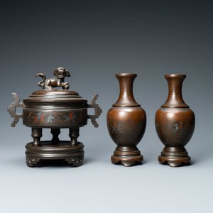 A Chinese inlaid bronze censer and a pair of vases for the Vietnamese market, 19th C. — photo 2