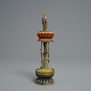 A Chinese inlaid gilt bronze and cloisonné Buddhist altar ornament, 19th C. — photo 4