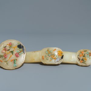 A Chinese inlaid hardstone ruyi sceptre, 19/20th C. — 照片 6