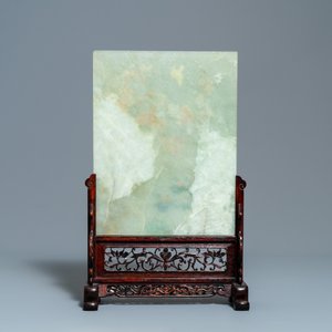 A Chinese inlaid hardstone table screen, 19/20th C. — 照片 2
