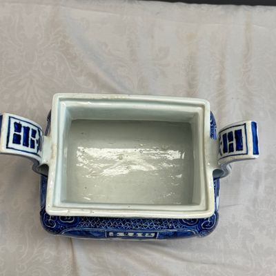 A Chinese inscribed blue and white two-handled 'Immortals' censer — foto 16