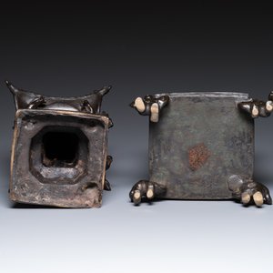 A Chinese inscribed bronze 'square pagoda' censer and cover, 17/18th C. — 照片 7