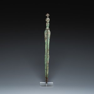 A Chinese inscribed bronze sword, Warring States Period or Han, ca. 3rd C. b.C. — photo 2