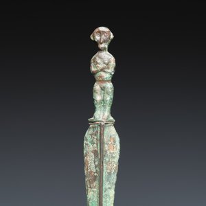 A Chinese inscribed bronze sword, Warring States Period or Han, ca. 3rd C. b.C. — photo 5