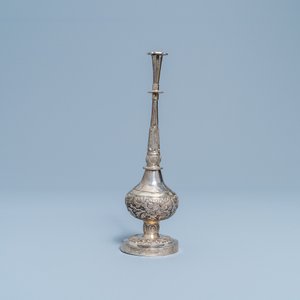 A Chinese inscribed Islamic market silver rosewater sprinkler, 18th C. — photo 4