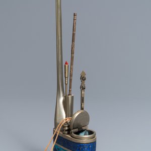A Chinese inscribed paktong metal and enamel water pipe, 19th C. — photo 8