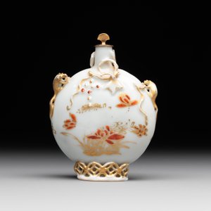A Chinese iron-red and gilt-decorated snuff bottle, Yongzheng/Qianlong — 照片 3