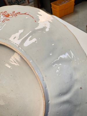 A Chinese iron-red and gilt-decorated 'Xi Xiang Ji' plate, Kangxi — foto 14