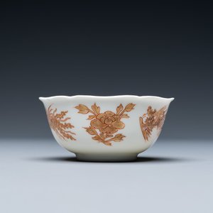 A Chinese iron-red and gilt 'phoenixes' cup and saucer, Kangxi — 照片 4
