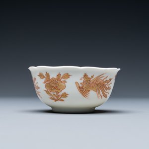 A Chinese iron-red and gilt 'phoenixes' cup and saucer, Kangxi — 照片 5