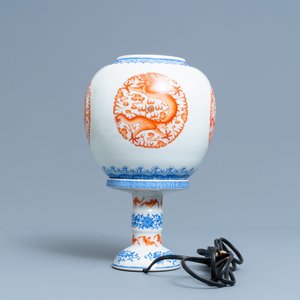 A Chinese iron red and overglaze blue eggshell porcelain 'dragon' lantern, Republic — 照片 6