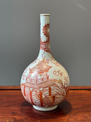 A Chinese iron-red-decorated and gilt 'dragon and carp' bottle vase, 19/20th C. — photo 3