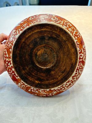 A Chinese iron-red-decorated crackle-glazed  'chilong and lotus scroll' brush washer, 19th C. — foto 7
